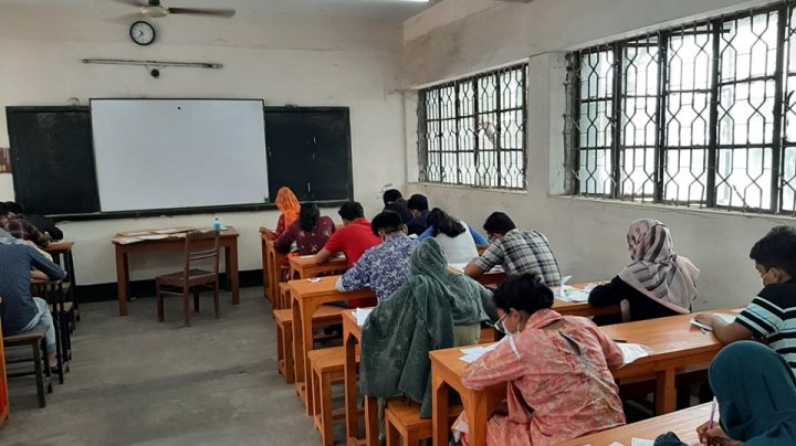 ‘কিছু তো করতেই হবে, ডোম-পদে দিলাম পরীক্ষা!’